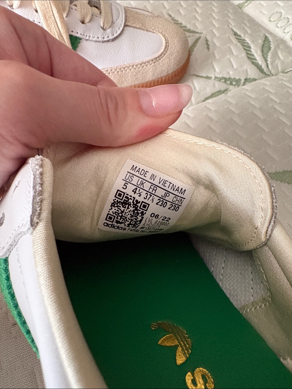 Sporty & Rich Adidas White & Green Retro Trainer with Beige Suede Accents - Picture 5 of 7
